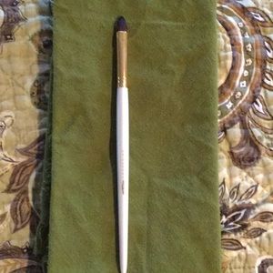 Chikuhodo Gray Squirrel Eye Shadow Brush. GSN9